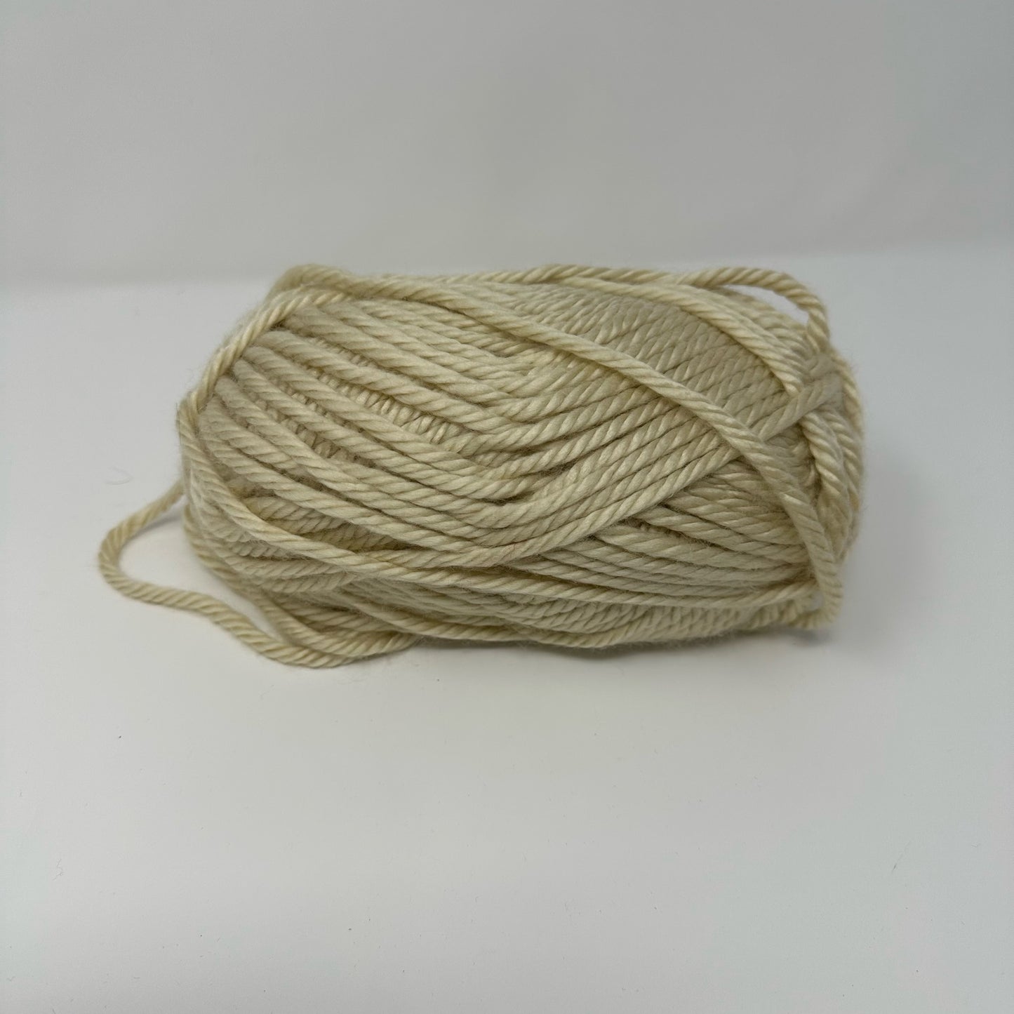 Lion Brand Yarns Hometown Super Bulky Yarn 100% Acrylic 5 oz