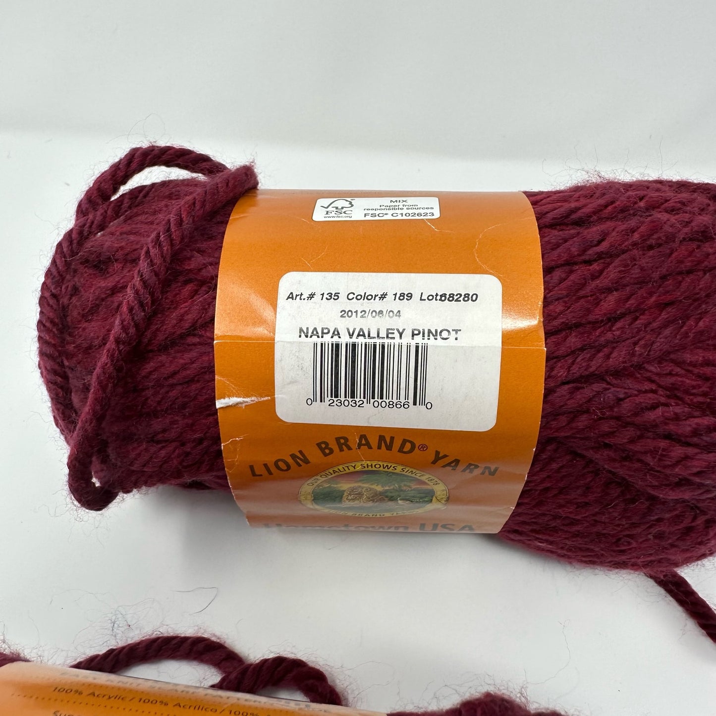 Lion Brand Yarns Hometown Super Bulky Yarn 100% Acrylic 5 oz