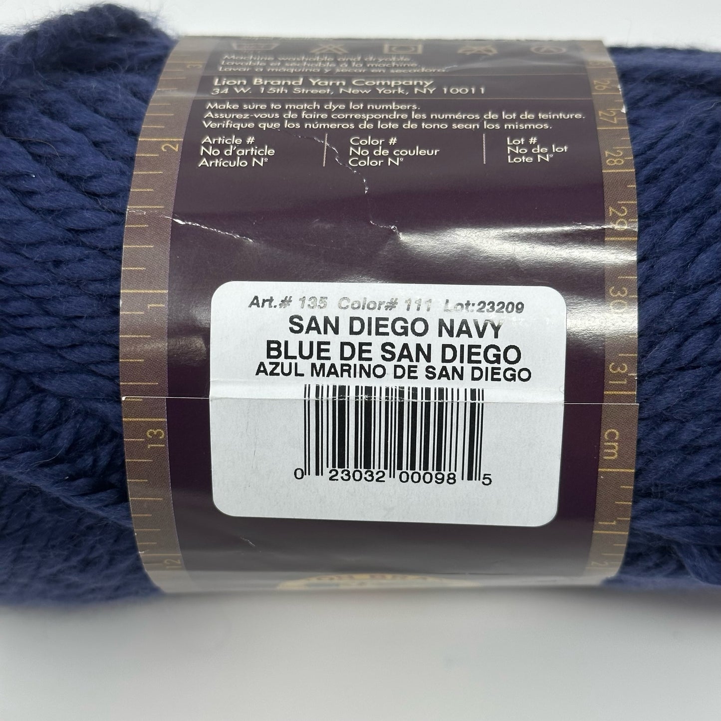 Lion Brand Yarns Hometown Super Bulky Yarn 100% Acrylic 5 oz