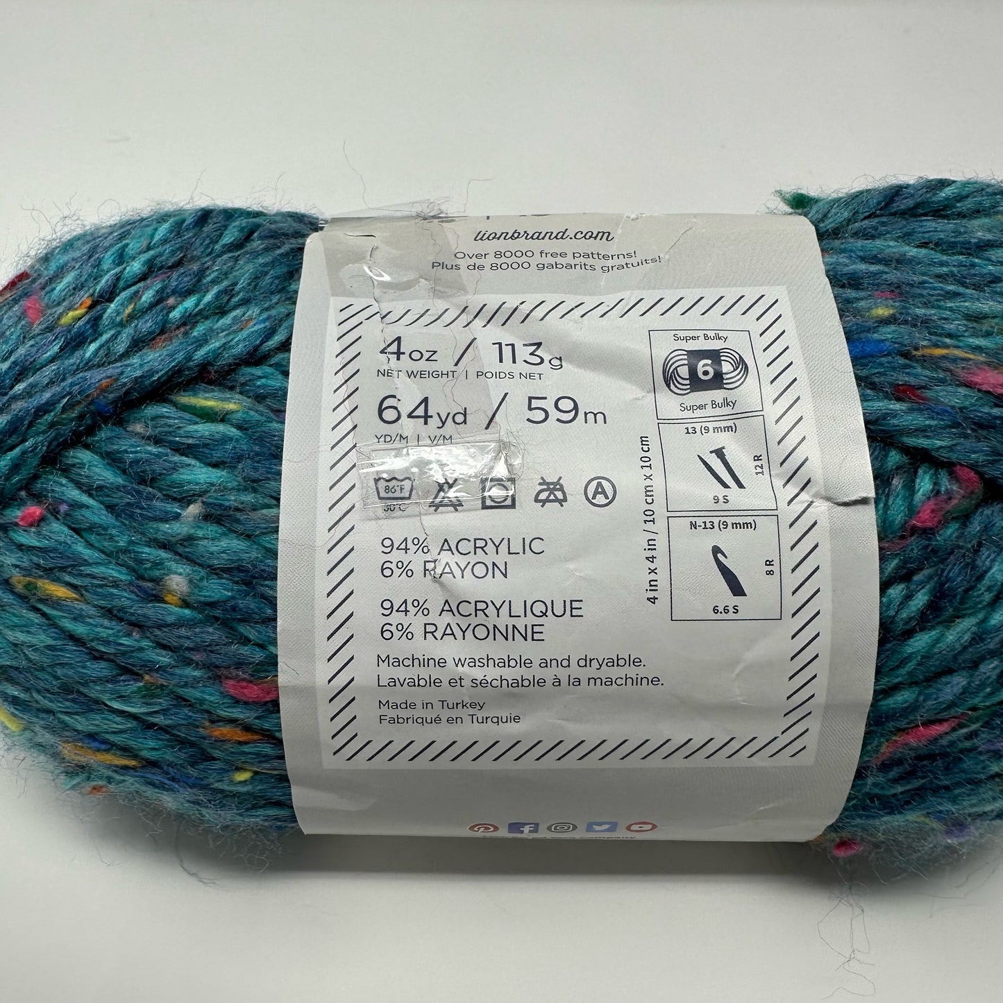 Lion Brand Yarns Hometown Super Bulky Yarn 100% Acrylic 5 oz